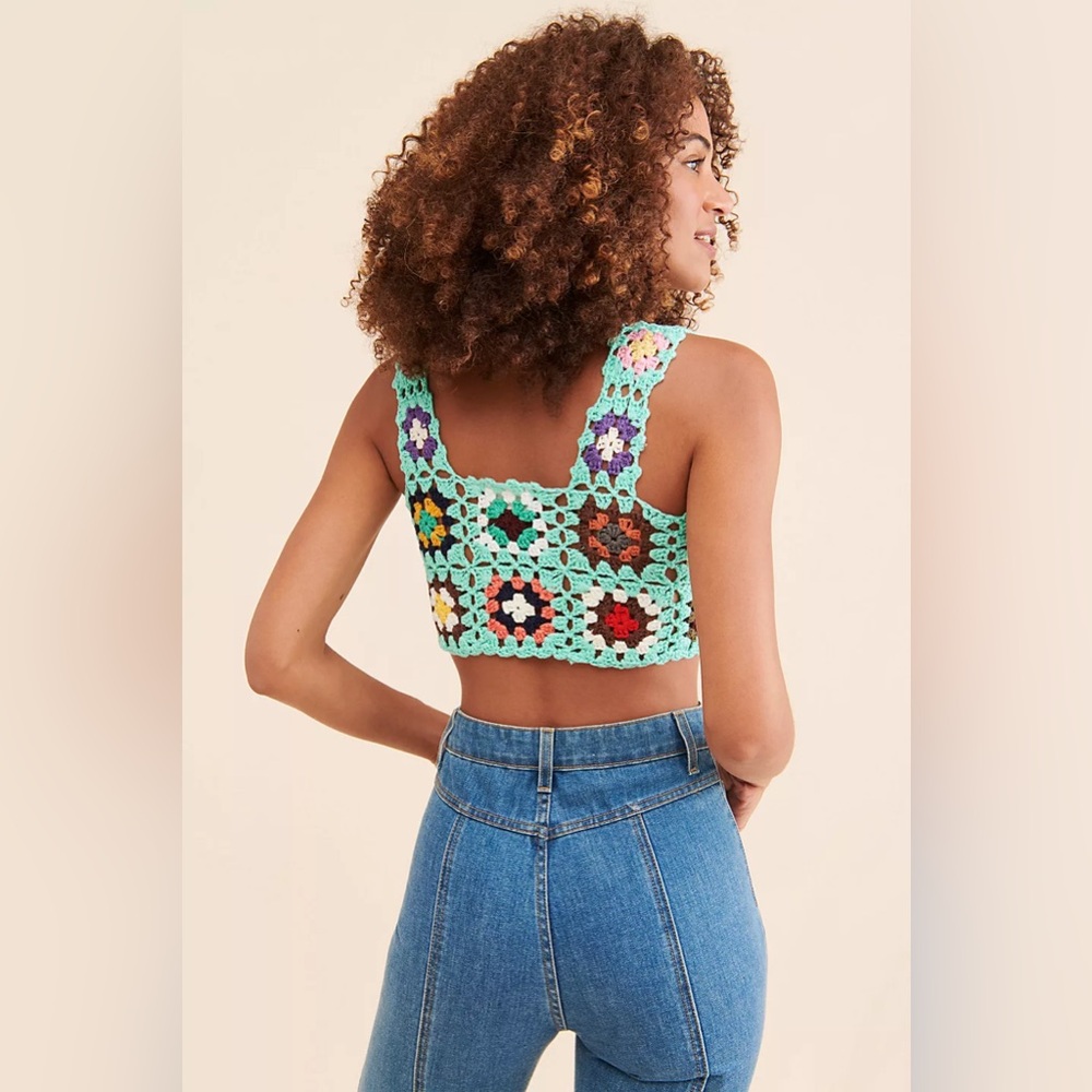 Love + Harmony Crochet Crop Tank - Picture 2 of 8